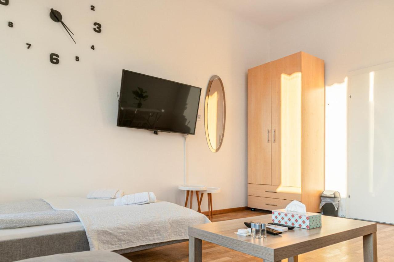 Joyful 2Br Apt. @ Millenium Tower And The Danube Vienna Exterior photo